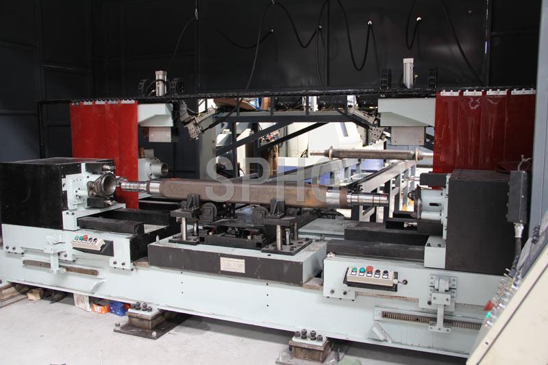 Automatic axle welding machine